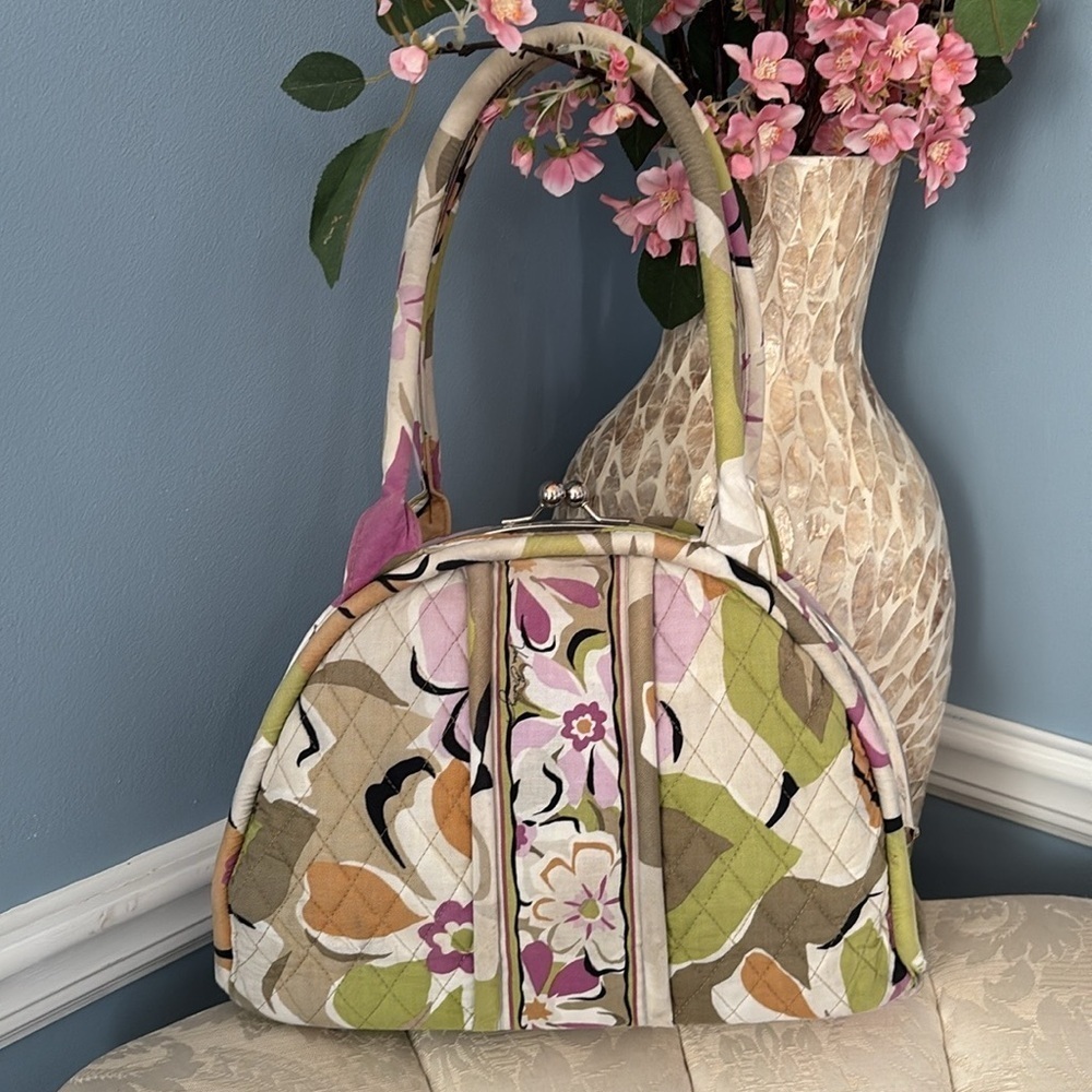 Vera Bradley Portobello Eloise Floral Kiss Lock Shoulder Bag Quilt Stitch Purse